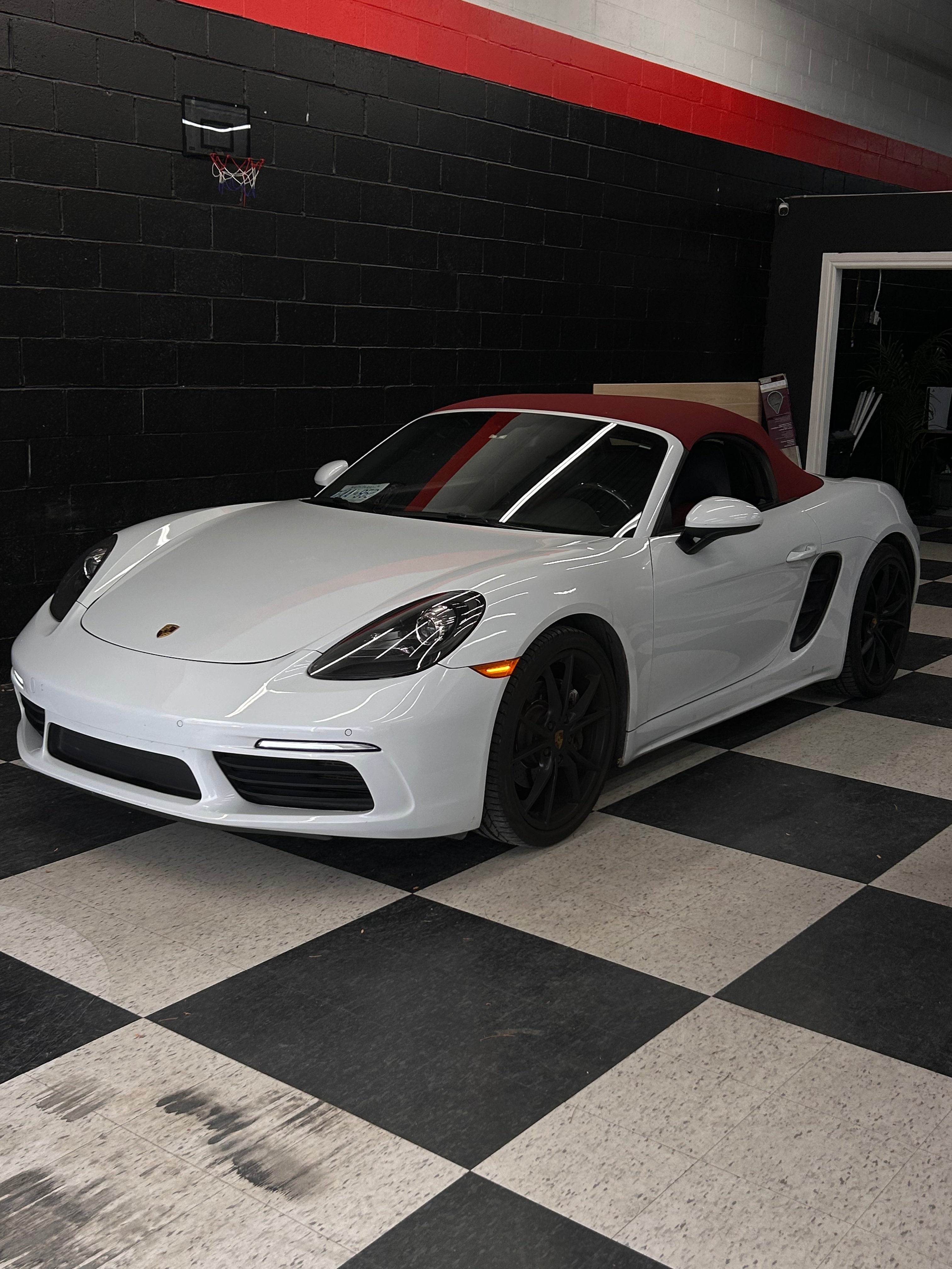 Porsche 718 Boxster