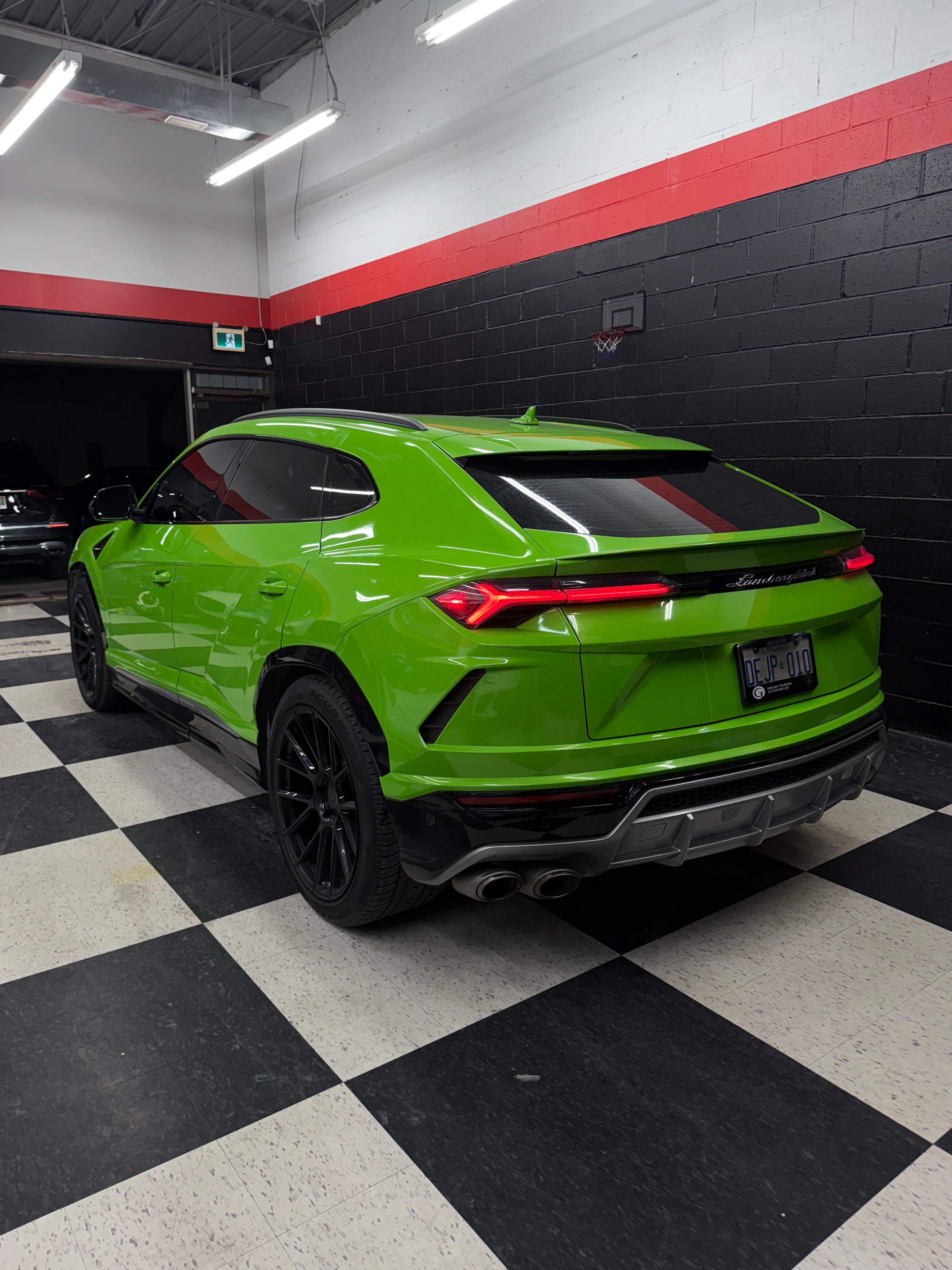 Lamborghini Urus 2